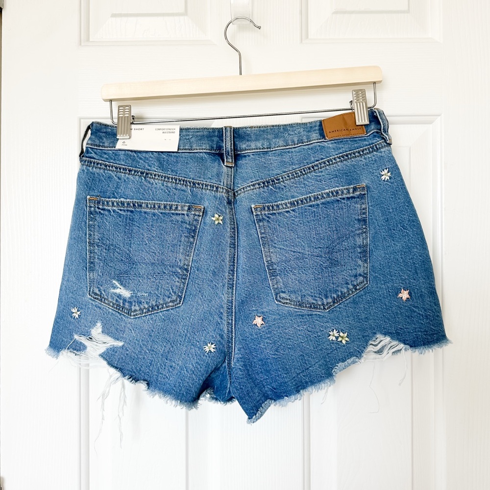 American Eagle Denim Mom Shorts NWT Women’s - Size 6 - Picture 7 of 12